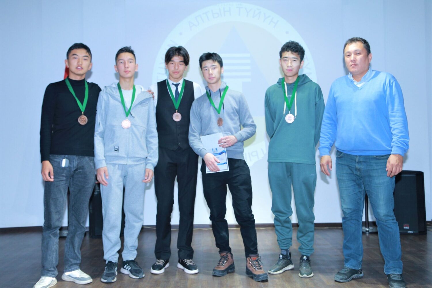 ПРОГРАММИСТЫ БАТКЕНСКОЙ ОБЛАСТИ СТАЛИ ЛУЧШИМИ НА РЕСПУБЛИКАНСКОМ ХАКАТОНЕ