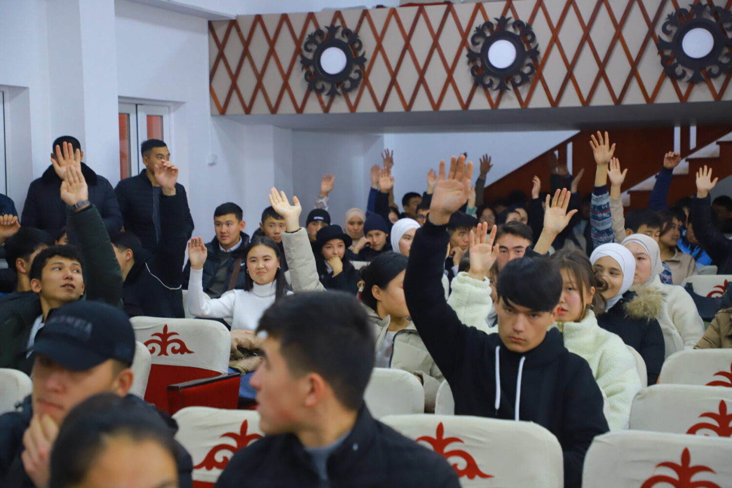 “Илим, билим берүү жана практиканын интеграциясы” талкууланды