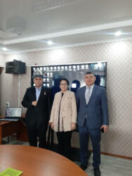 БЕКЕМБАЙ АПЫШЕВДИН 90 ЖЫЛДЫГЫНА АРНАЛДЫ