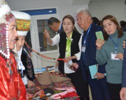 “ТҮРК ДҮЙНӨСҮНДӨГҮ АГАРТУУЧУЛУК ЖАНА САЛТТУУ БААЛУЛУКТАР”
