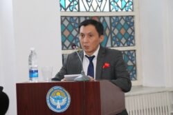 “КЫРГЫЗ ЖАЗУУЧУЛАРЫ ЖАНА ЧЫҢГЫЗ АЙТМАТОВ”