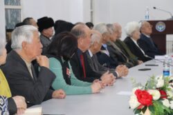 “КЫРГЫЗ ЖАЗУУЧУЛАРЫ ЖАНА ЧЫҢГЫЗ АЙТМАТОВ”