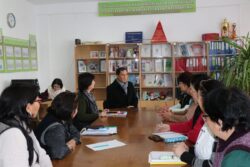 УЛАНБЕК МАМБЕТАКУНОВ ПОСЕТИЛ ШКОЛУ-КОМПЛЕКС «БИЛИМ-ОРДО»