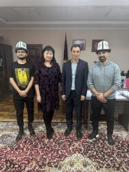 АЗЕРБАЙЖАНДЫК АДИСТЕР ЭКИ МЕКТЕПТИН STEAM КЛАССТАРЫНЫН ДОЛБООРЛОРУН ДАЯРДООДО