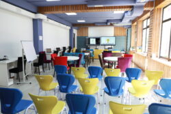 ОШМУ: КЕЛЕЧЕГИБИЗДИ ӨЗҮБҮЗ АНЫКТАЙБЫЗ