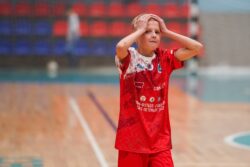 ПИТЕРДЕГИ МЕКЕНДЕШТЕР МЭЭРИМГЕ МУКТАЖ БАЛДАРГА КОЛ СУНДУ