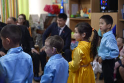 НУРЛАНБЕК ШАКИЕВ: «БИРГЕЛИКТЕ БИЛИМГЕ УМТУЛГАНДА ГАНА ИЙГИЛИККЕ ЖЕТИШЕ АЛАБЫЗ»