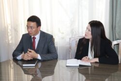 МИНИСТРЛИК МЕНЕН “ЫЙМАН” КООМДУК ФОНДУ КЫЗМАТТАШУУ ЖӨНҮНДӨ МЕМОРАНДУМ ТҮЗДҮ