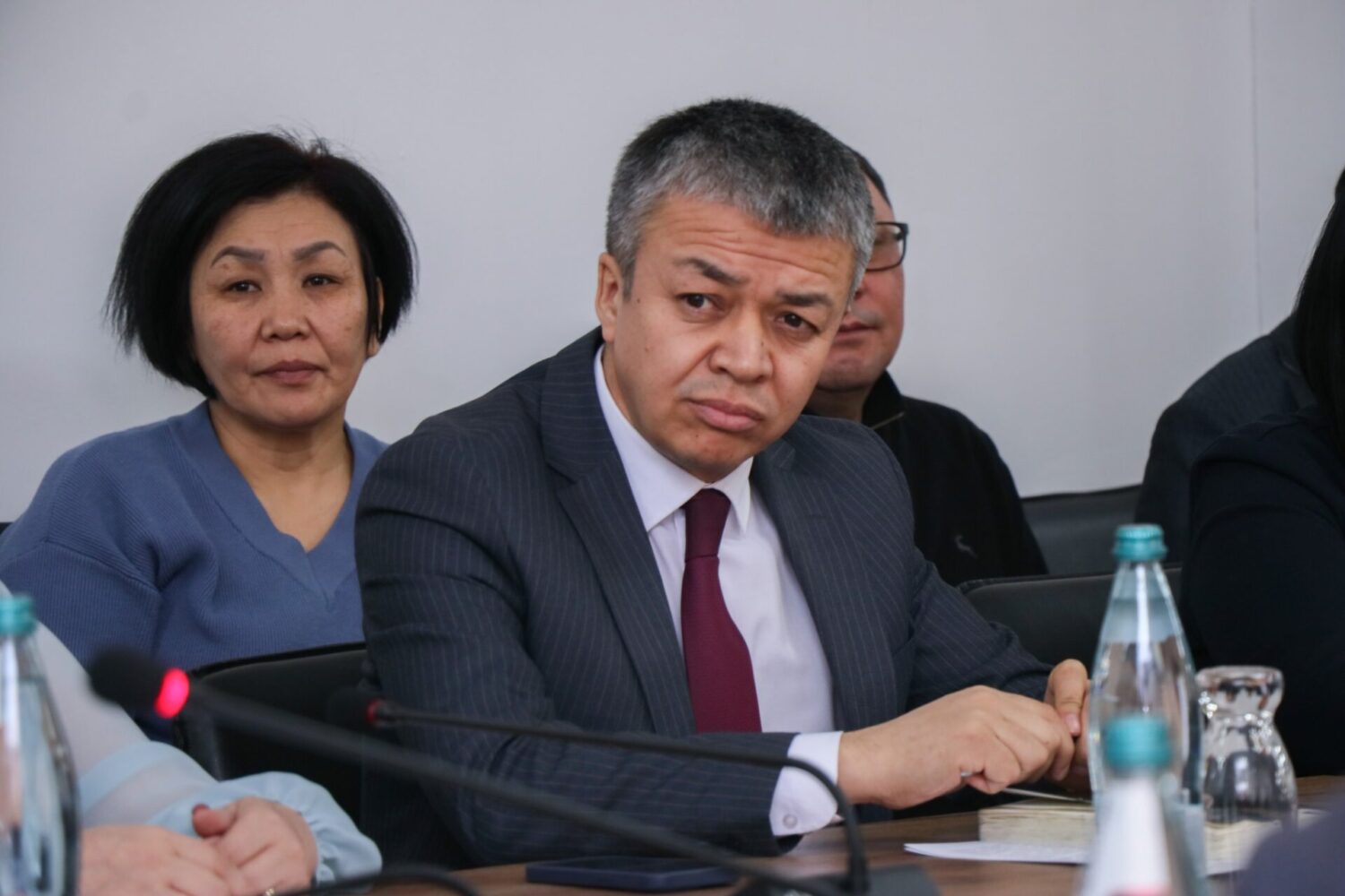 УЛАНБЕК УСЕКОВ БИЛИМ БЕРҮҮ ЖАНА ИЛИМ МИНИСТРИНИН БИРИНЧИ ОРУН БАСАРЫ БОЛУП ДАЙЫНДАЛДЫ