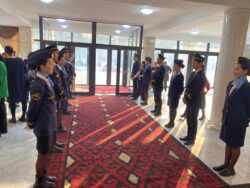 МАМЛЕКЕТТИК ТИЛДИН АЙЛЫГЫ БОЮНЧА ЖЫЙЫНТЫКТООЧУ ИШ-ЧАРА ӨТҮП ЖАТАТ