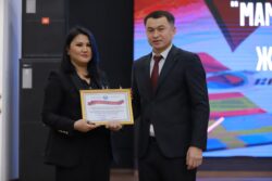 ОШМУДА ЭЛ АРАЛЫК ЭНЕ ТИЛ КҮНҮ БЕЛГИЛЕНДИ