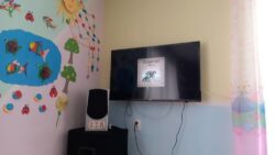 БАЛА БАКЧА 53 МИҢ СОМДУК ЖАБДЫКТАР МЕНЕН КАМСЫЗДАЛДЫ