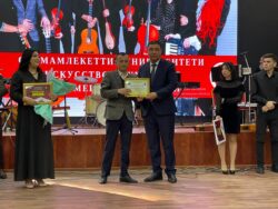 “VIA MELODY” ЭСТРАДАЛЫК АНСАМБЛИНЕН ЖАНДУУ КОНЦЕРТ