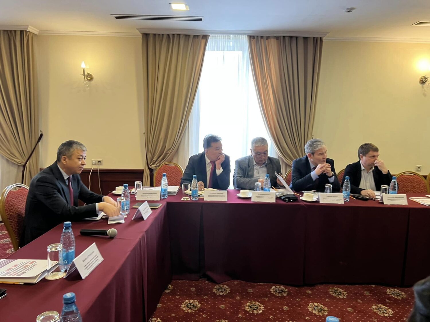 “ЖАЛПЫГА МААЛЫМДОО КАРАЖАТТАРЫ:КЕЧЭЭ, БҮГҮН ЖАНА ЭРТЕҢ”