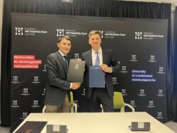 МИНИСТР УЛАНБЕК МАМБЕТАКУНОВГО ОБУДА УНИВЕРСИТЕТИНИН АРДАКТУУ МҮЧӨСҮ НААМЫ ЫЙГАРЫЛДЫ