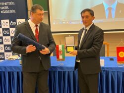 МИНИСТР УЛАНБЕК МАМБЕТАКУНОВГО ОБУДА УНИВЕРСИТЕТИНИН АРДАКТУУ МҮЧӨСҮ НААМЫ ЫЙГАРЫЛДЫ