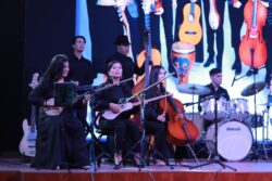 “VIA MELODY” ЭСТРАДАЛЫК АНСАМБЛИНЕН ЖАНДУУ КОНЦЕРТ