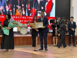 “VIA MELODY” ЭСТРАДАЛЫК АНСАМБЛИНЕН ЖАНДУУ КОНЦЕРТ