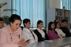 ЭЛ АРАЛЫК  «ЭНЕ ТИЛ» КҮНҮ БЕЛГИЛЕНДИ