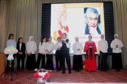 ЭЛ АРАЛЫК ЭНЕ ТИЛ КҮНҮ БЕЛГИЛЕНДИ