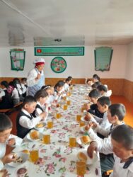 ЗАМАН МЕНЕН АДЫМДАШ ДИРЕКТОР