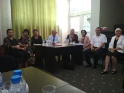 МЕКТЕП ДЕРЕКТИРИ КАЧАН ЖАКШЫ БАШКАРАТ?