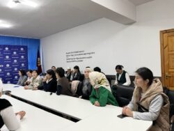 МИНИСТРДИН ОРУН БАСАРЫ ОРОК ОРТО МЕКТЕБИНИН МУГАЛИМДЕРИН КАБЫЛ АЛДЫ