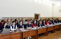 БАШТАЛГЫЧ КЛАССТЫН МУГАЛИМДЕРИН КЕСИПКӨЙЛҮККӨ ДАЯРДОО