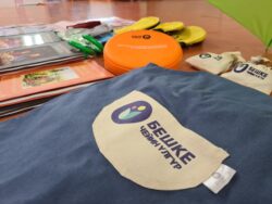 “БЕШКЕ ЧЕЙИН ҮЛГҮР”: АГАРТУУЧУ ЛЕКЦИЯЛАР АЙМАКТАРДА УЛАНУУДА