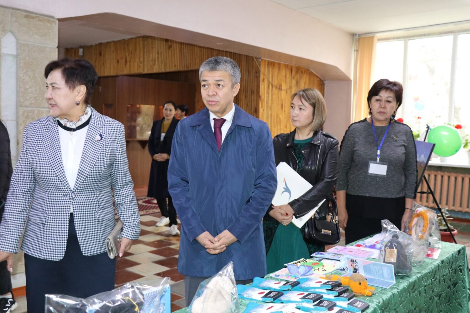 РАСУЛ АБАЗБЕК УУЛУ: «КЕСИПТИК ЛИЦЕЙЛЕР АРТЫКЧЫЛЫКТУУ КЕСИПТЕР БОЮНЧА БИЛИМ БЕРЕТ»