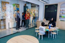 КАНЫБЕК ИМАНАЛИЕВ ОloloPlanet КРЕАТИВДҮҮ БОРБОРУНА БАРДЫ