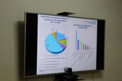 КАНЫБЕК ИМАНАЛИЕВ БАШТАЛГЫЧ КЕСИПТИК БИЛИМ БЕРҮҮДӨГҮ РЕФОРМАЛАРДЫ ТАЛКУУЛАДЫ