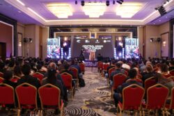 КАНЫБЕК ИМАНАЛИЕВ: “БИЗДИН МАКСАТ — ДҮЙНӨ ЖҮЗҮ БОЮНЧА ИШТЕГЕН 10 МИҢДЕН КЕМ ЭМЕС IT АДИСИНЕ ЖЕТИШҮҮ!”