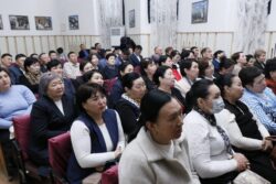 ТАЛАС ОБЛУСУНУН ЖАЛПЫ БИЛИМ БЕРҮҮ УЮМДАРЫНЫН ДИРЕКТОРЛОРУ ҮЧҮН 3 КҮНДҮК ОКУТУУ БАШТАЛДЫ