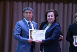 56  ОКУУЧУ РЕСПУБЛИКАЛЫК ОЛИМПИАДАНЫН ФИНАЛИСТИ БОЛДУ