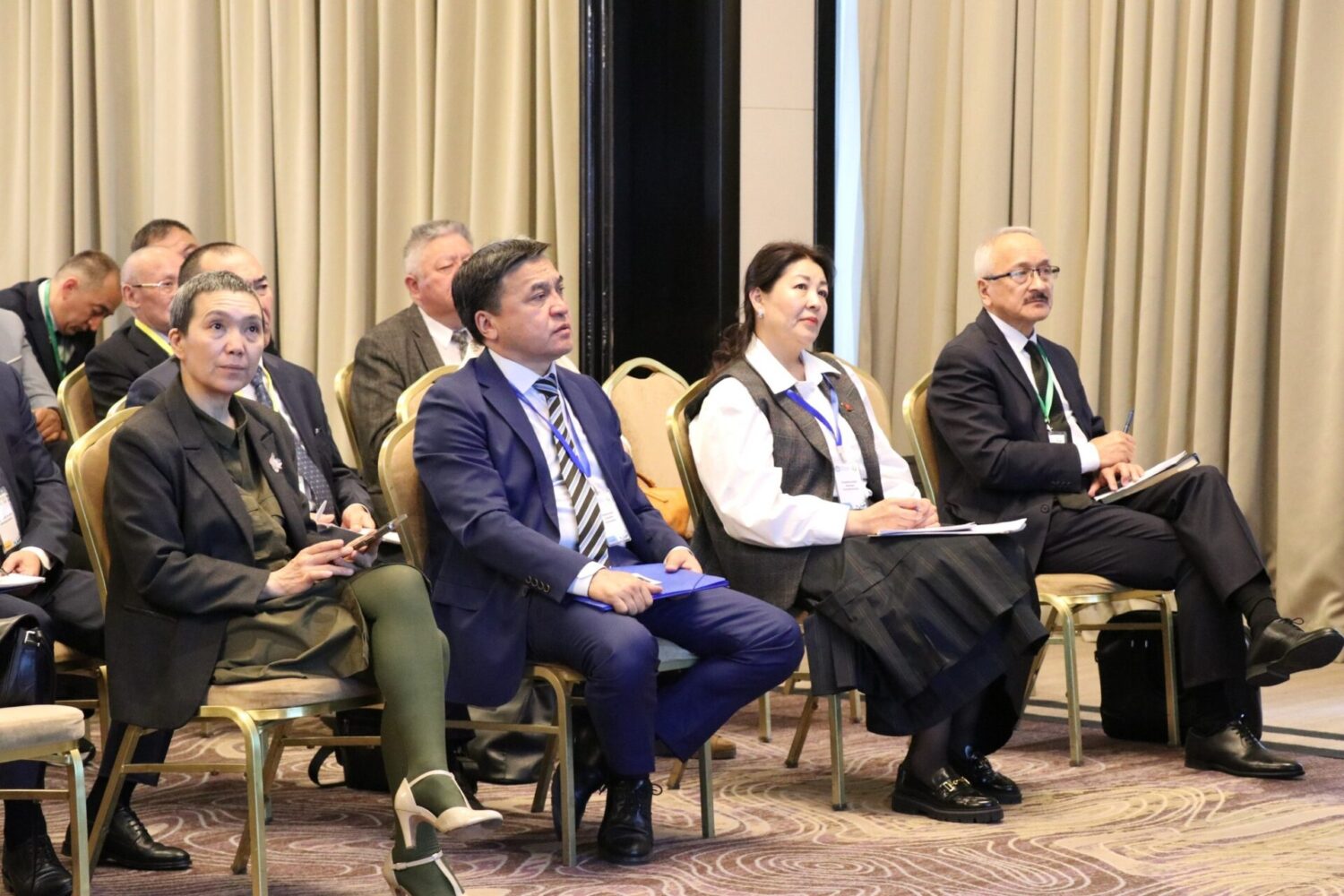 КАНЫБЕК ИМАНАЛИАЕВ: “КЫРГЫЗСТАН ӨЗҮНҮН КОНЦЕПТУАЛДЫК ЖАНА СТРАТЕГИЯЛЫК ДОКУМЕНТТЕРИН ИШТЕП ЧЫГУУДА ТУРУКТУУ ӨНҮГҮҮ МАКСАТТАРЫНА БАГЫТ АЛАТ”