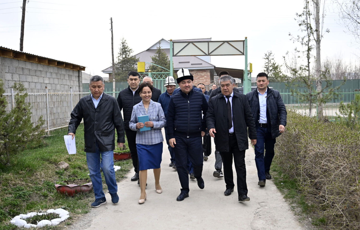 НУРЛАНБЕК ШАКИЕВДИН ИШ САПАРЫ ТОКТОГУЛ РАЙОНУНАН БАШТАЛДЫ