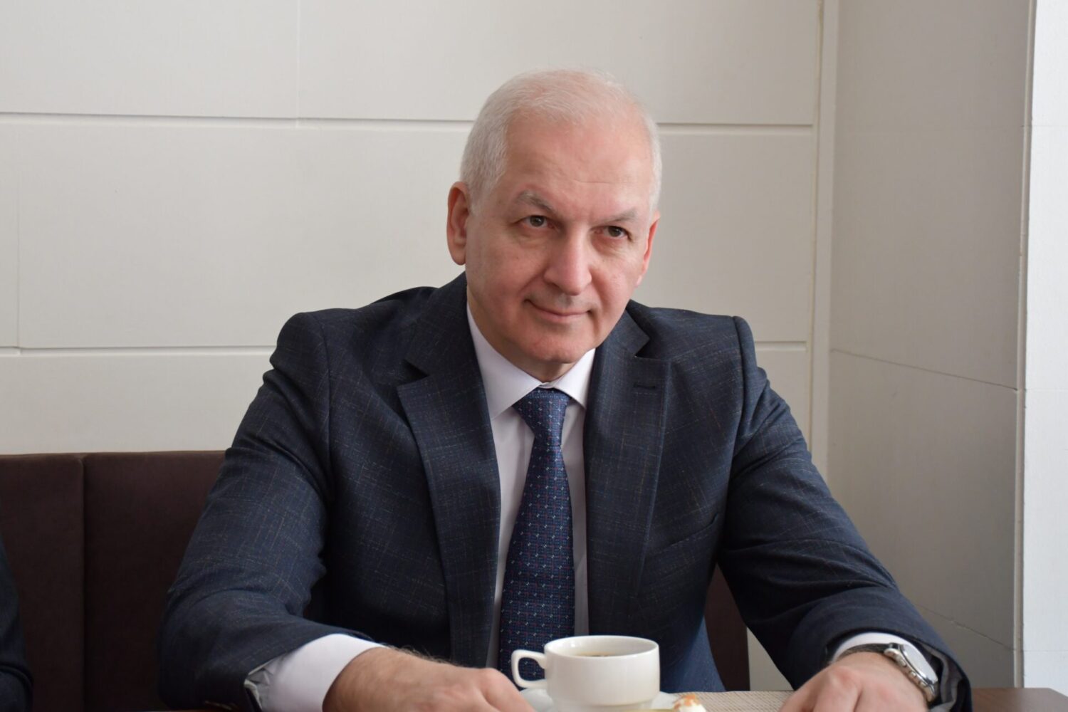 МИНИСТР ТҮРК АКАДЕМИЯСЫНЫН ПРЕЗИДЕНТИ МЕНЕН ЖОЛУКТУ