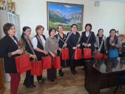 МЫКТЫЛАРГА СЫЙ-УРМАТ!