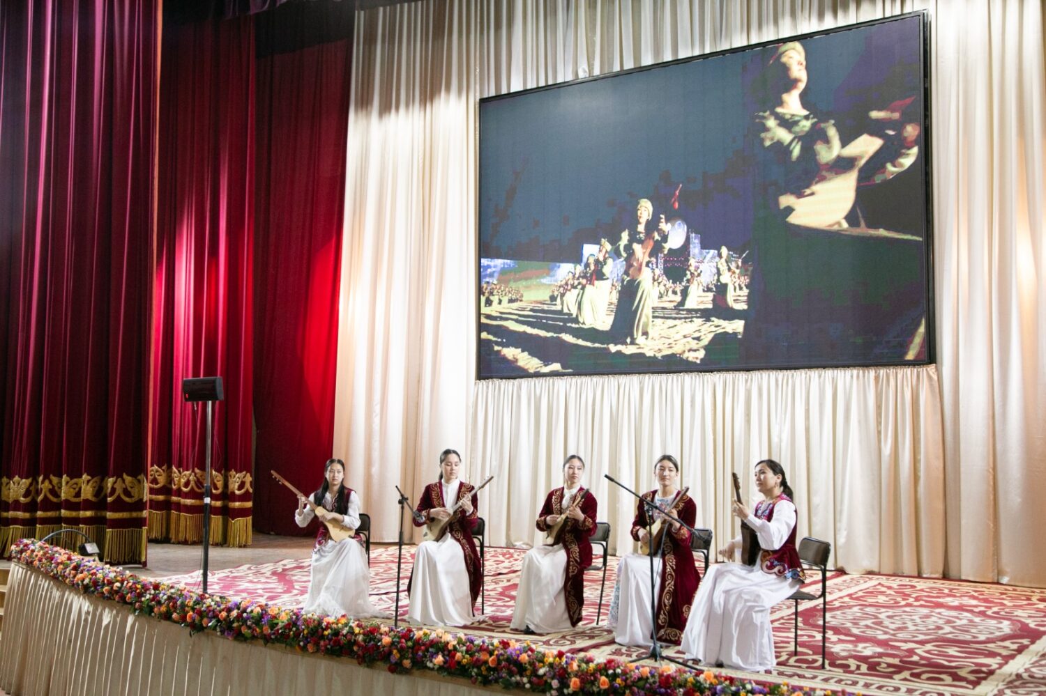 БГУ ДА “ЖАЗГЫ ЖОЛУГУШУУ” ФЕСТИВАЛЫ БОЛУП ӨТТҮ