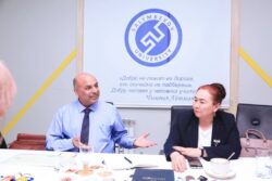 ГОВИНД ДЕСАИ, IMPERIAL ENGLISH COMPANY мекемесинин директору, Улуу Британия: “МАГА КЫРГЫЗДАРДЫН БИЛИМ АЛУУГА ДИЛГИРЛИГИ ЖАКТЫ”