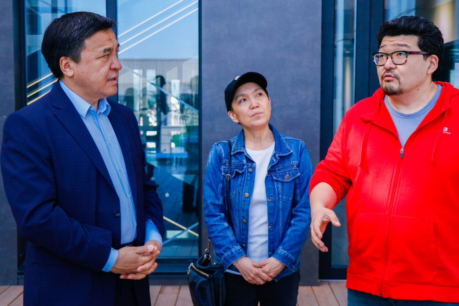 КАНЫБЕК ИМАНАЛИЕВ ПОСЕТИЛ КРЕАТИВНЫЙ ЦЕНТР ОloloPLANET