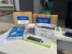 ЖАШЫЛДАНДЫРУУ ЖАШТАРДЫН ЭКОЛОГИЯЛЫК  ЖООПКЕРЧИЛИГИН ЖОГОРУЛАТАТ