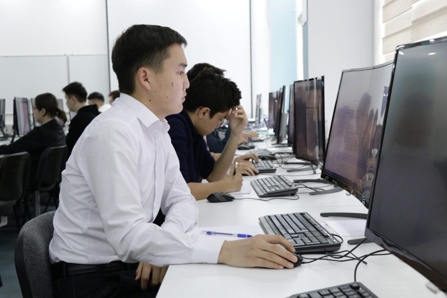 УЛУТТУК ОЛИМПИАДАНЫН РЕСПУБЛИКАЛЫК ЭТАБЫ ӨТҮҮДӨ