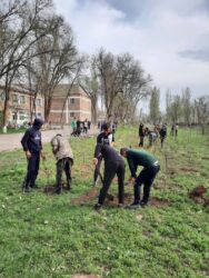 БИЛИМ БЕРҮҮ МЕКЕМЕЛЕРИНДЕ «БИР ОКУУЧУ — БИР КӨЧӨТ» АКЦИЯСЫ ӨТҮҮДӨ