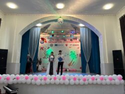 «МЕН – КЫРГЫЗСТАНДЫКМЫН ЖАНА АНЫ МЕНЕН СЫЙМЫКТАНАМ!» СЫНАГЫНЫН АЙМАКТЫК ТУРЛАРЫ ӨТҮҮДӨ