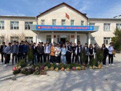 БИЛИМ БЕРҮҮ МЕКЕМЕЛЕРИНДЕ «БИР ОКУУЧУ — БИР КӨЧӨТ» АКЦИЯСЫ ӨТҮҮДӨ