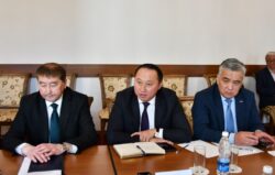 КЫРГЫЗСТАНДЫН ЖОЖдору ПУАТЬЕ УНИВЕРСИТЕТИ МЕНЕН КЫЗМАТТАШТЫКТЫ БЕКЕМДӨӨДӨ