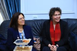 КЫРГЫЗСТАНДЫН ЖОЖдору ПУАТЬЕ УНИВЕРСИТЕТИ МЕНЕН КЫЗМАТТАШТЫКТЫ БЕКЕМДӨӨДӨ