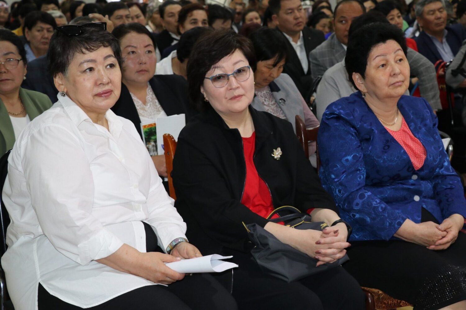 ЖАЛАЛ-АБАД ОБЛУСУНУН ЖАЛПЫ БИЛИМ БЕРҮҮ УЮМДАРЫНЫН ДИРЕКТОРЛОРУ ҮЧҮН ЭКИ КҮНДҮК ОКУТУУ БАШТАЛДЫ